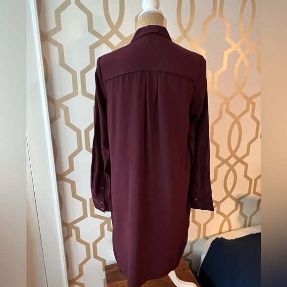 Vince cranberry size 8 tunic 100% silk - Picture 3 of 10